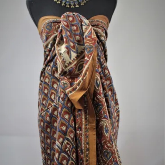 Versatile India Print on 100% Cotton Fabric, Brown, Off-White, Red and Blue - Picture 2 of 6